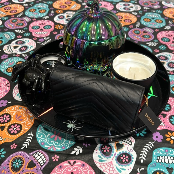 BEBE Rain crossbody - Picture 3 of 5